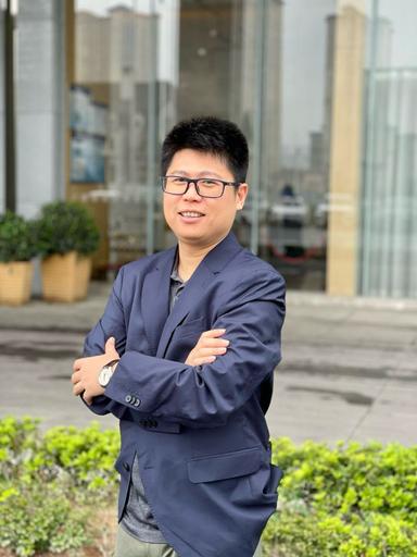 Dr Fhu Chee Wai - Chief Executive Officer & Co-founder